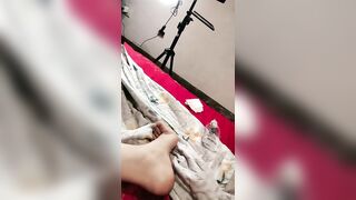良家小少妇露脸在家跟大哥激情啪啪淫荡风骚玩的开
