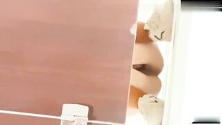 医院厕所偷拍合集可爱清纯御姐爱了