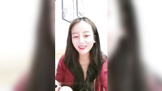 脱衣热舞迷人的大奶子蝴蝶骚逼