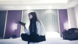 极品寻花长相甜美小姐姐满背纹身69姿势口交舔逼
