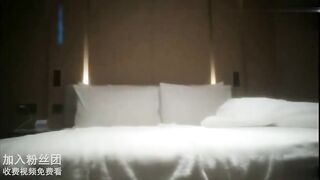 富婆私密SPA推油上门给富婆推油按摩喝酒刺激穴位