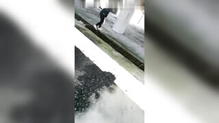 极品美熟妇带眼镜小情人在建工地啪啪_