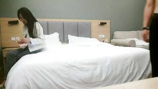無情的屌19歲小美女下海援交做外圍