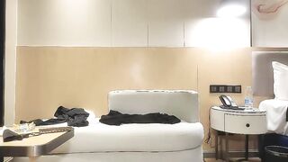 约啪长发小姐姐