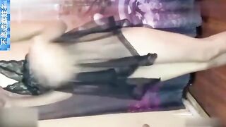颜射东航空姐在职空姐被机长潜规则并曝光