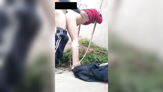 留守村姑被农民大叔在校园里强奸