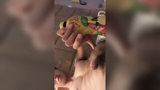 网红帅哥自拍飞机射精屌有拉罐粗