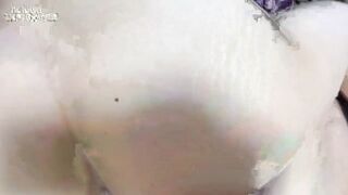乱伦极品嫂子身材太诱人肤白嫩穴趁兄弟不在偷情做爱