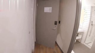 派对后与室友发生性关系并吮吸摄影师的鸡巴