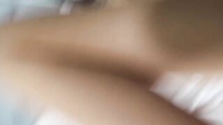破处稚嫩高中生妹妹 中途摘套直接内射超刺激
