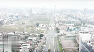 结婚当天新娘发现同事对着自己的照片打飞机,婚前放纵夜