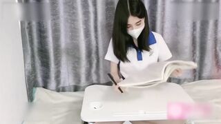 考试失利 给予美乳学妹的安慰
