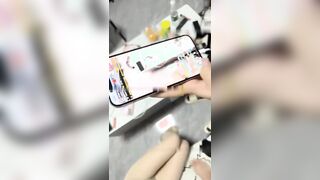 丝袜饥渴骚妇口交伺侯狼友前插后操