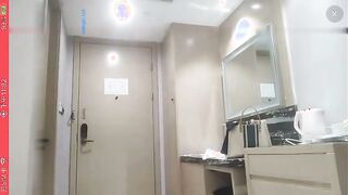 寻花偷拍-男主高价約了个黑丝肉感肥臀大奶柜姐_