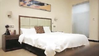 小伙洗浴中心撩美女技师.mp4