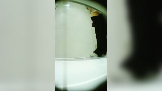商场厕拍差点就被发现了