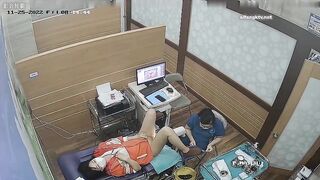 医院妇科检查室监控偷拍