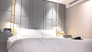 午夜约超嗲D罩杯极品外围萌妹