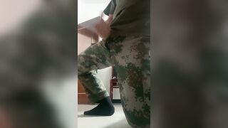 免费兵哥哥泄欲办公室打飞机