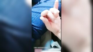 四十多岁成熟阿姨和眼镜小伙快乐户外啪啪