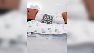 丝袜肥臀爆乳痴女淫声荡语撩骚互动近拍掰穴扣逼高潮喷水