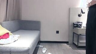 小伙网约高端兼职外围美女现金支付_