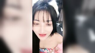 丝袜肥臀大奶骚母狗淫声荡语撩骚互动近拍假屌操逼自慰