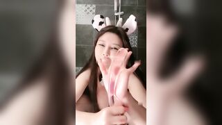 台湾极品小骚货爆乳肥臀浴室自慰-3