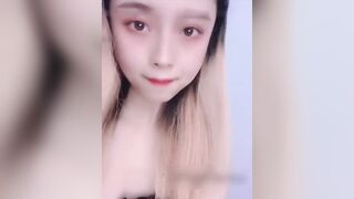 一少与他的举牌女郎们