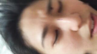 午休和美女同事开房打炮同事笑得很灿烂太骚了受不了
