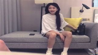 太子探花纹身大美女吃鸡啪啪身材火辣