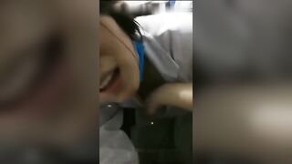 大奶护士值夜班也要偷吃口爆
