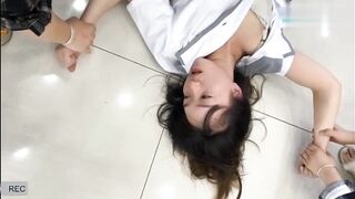 成都某医院护士被原配追到医院凌辱