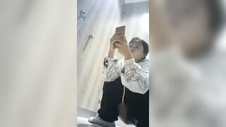 CP经典商场女厕全景偷拍
