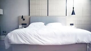 9总全国探花深夜第三场牛仔裤高跟鞋妹子