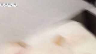 【母子门】晚上妈妈叫他进房间结果是叫我进小穴