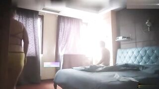 4个男同事群P两个老师肛交内射