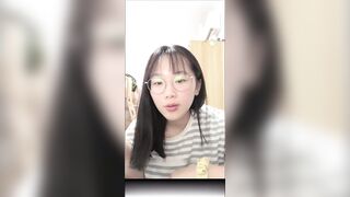 处女大一学妹凌晨宿舍同学不在开收费秀十分罕见