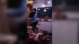 巅峰之作再战KTV2男2女两场KTV啪啪