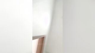 白皙大奶完美露脸