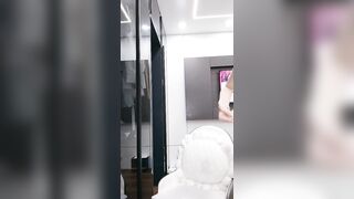 白皙爆乳SSS品主播